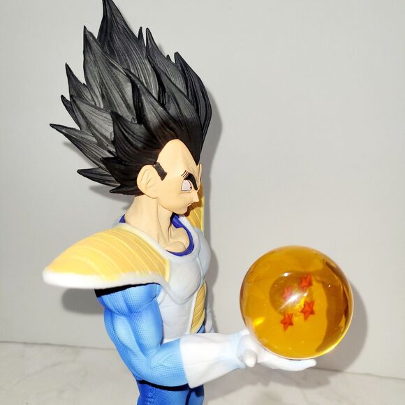 NWT Dragon Ball Z Vegeta Holding Dragon Ball Figure Statue 11 Inch PVC SEALED - Picture 9 of 16
